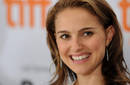 Natalie Portman se siente una adulta gracias a su embarazo
