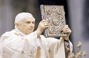Benedicto XVI aprobó una Constitución Apostolica que crea nuevos grupos canónicos