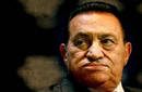 Egipto: Hosni Mubarak pidió la renuncia de su gobierno, pero se aferra a la presidencia
