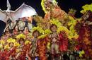 Carnaval se celebra en las calles de Río de Janeiro