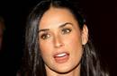 Demi Moore sigue los pasos de Angelina Jolie