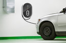 GE estrena cargador de autos eléctricos para el hogar