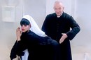 Lady Gaga causa polémica por una foto vestida de monja