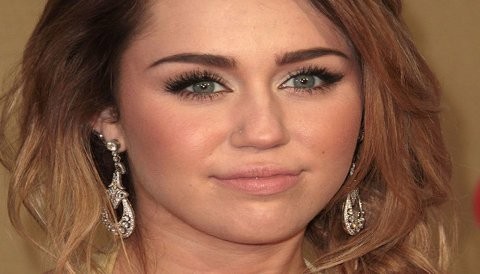 ¿Crees que Miley Cyrus este perdiendo peso alarmantemente?