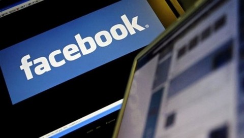 ¿Considera ud. que es un peligro mostrar detalles de su vida personal en Facebook?