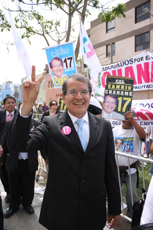 El Doctor Raúl Chaname es el nuevo decano del Colegio de Abogados de Lima.