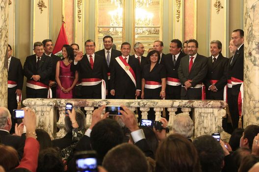 Imágenes del juramento en el Salón Dorado de Palacio de Gobierno del gabinete Valdés.