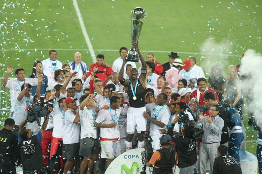 Juan Aurich de Chiclayo se coronó campeón por primera vez en su historia al vencer por penales al Alianza Lima en el Estadio Nacional.
