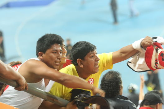 Juan Aurich de Chiclayo se coronó campeón por primera vez en su historia al vencer por penales al Alianza Lima en el Estadio Nacional.
