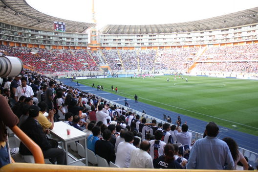 Juan Aurich de Chiclayo se coronó campeón por primera vez en su historia al vencer por penales al Alianza Lima en el Estadio Nacional.