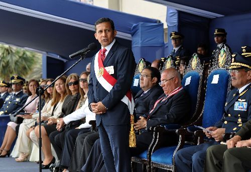 El Presidente de la República, Ollanta Humala, preside tradicional ceremonia de clausura del año 2011 de la Escuela de Oficiales de la Fuerza Aérea del Perú.