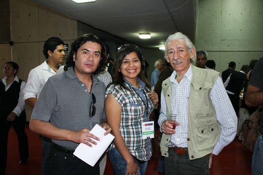 Un merecido homenaje póstumo recibió el maestro y cineasta Armando Robles Godoy en la explanada del Museo de la Nación