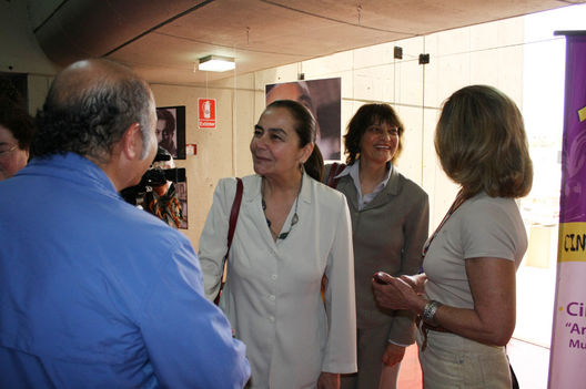 Un merecido homenaje póstumo recibió el maestro y cineasta Armando Robles Godoy en la explanada del Museo de la Nación