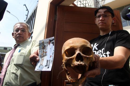 Polémico Museo de Osamentas Humanas del odontólogo Adalberto Meneses está ubicado en Pueblo Libre.