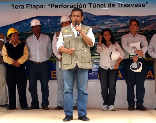 El presidente Ollanta Humala participó de la ceremonia de inicio de la ejecución de obras del Proyecto Especial de Irrigación e Hidroenergético del Alto Piura.