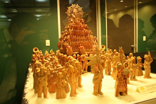 XIX Premio Nacional Inti Raymi de Arte popular 2011 en la explanada del Museo de Nación