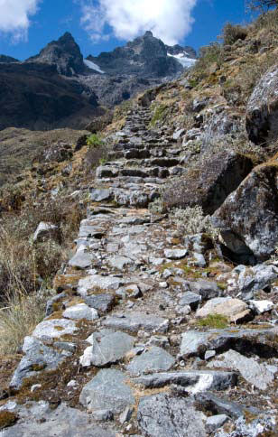 Qhapaq Ñan es el gran camino nominado como Patrimonio Mundial por la Unesco.