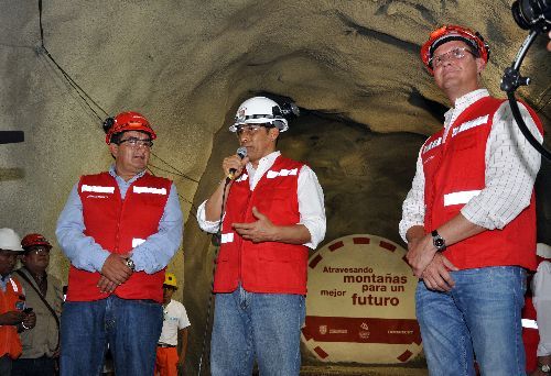 Presidente Ollanta Humala en ceremonia por la conclusión de la perforación del Túnel Transandino en Lambayeque.
