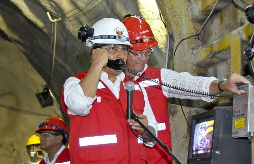 Presidente Ollanta Humala en ceremonia por la conclusión de la perforación del Túnel Transandino en Lambayeque.