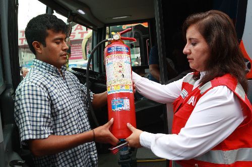 Sutran movilizará cerca de 500 inspectores para reforzar seguridad en terminales y garitas de control.