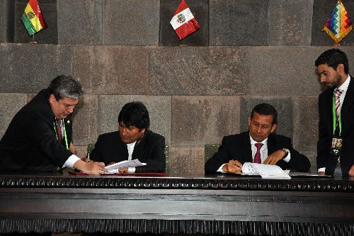Presidente de la República, Ollanta Humala, en importante reunión con su homólogo boliviano Evo Morales, en la ciudad de Cusco.
