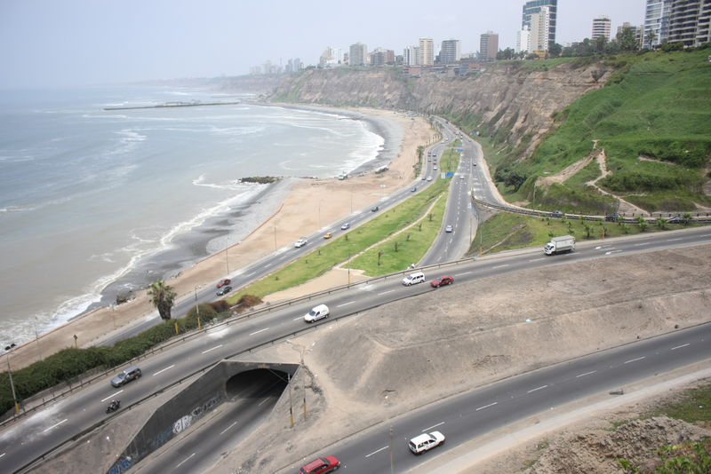 El Circuito de Playas, popularmente conocido como Costa Verde