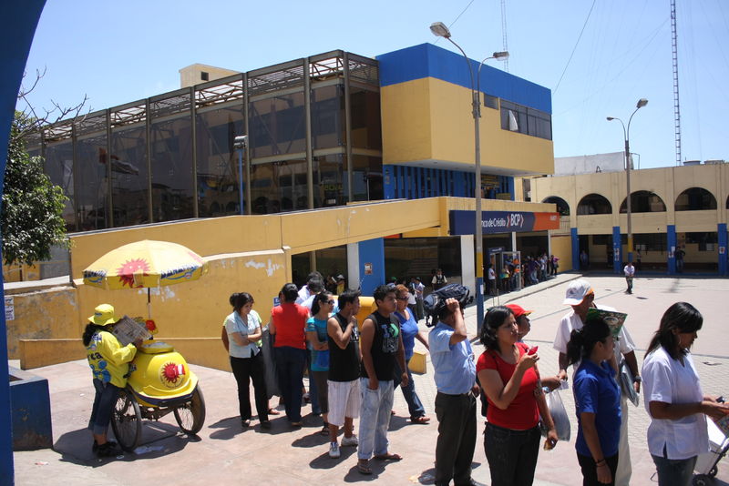 Renovada sede de la municipalidad del pujante distrito de Villa Salvador
