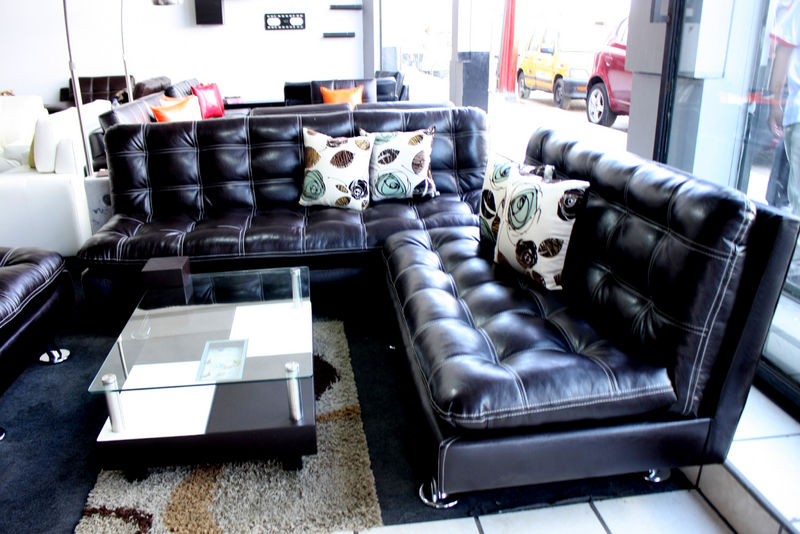El Parque Industrial es el emporio comercial dedicado a la venta de muebles en Villa El Salvador. Bueno, bonito y barato.