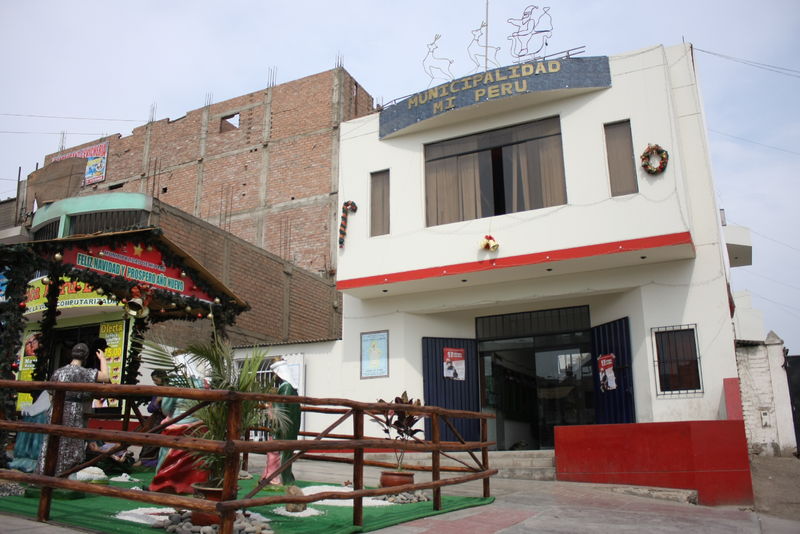 Vistas de la Municipalidad de Mi Perú en el populoso distrito de Ventanilla