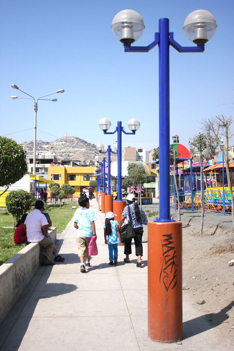 Renovada Plaza de Armas luce la municipalidad de San Juan Miraflores