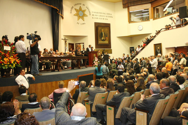 El flamante decano del CAL, Raúl Chanamé Orbe, anunció que impulsará una política de mesura en el gasto de la institución