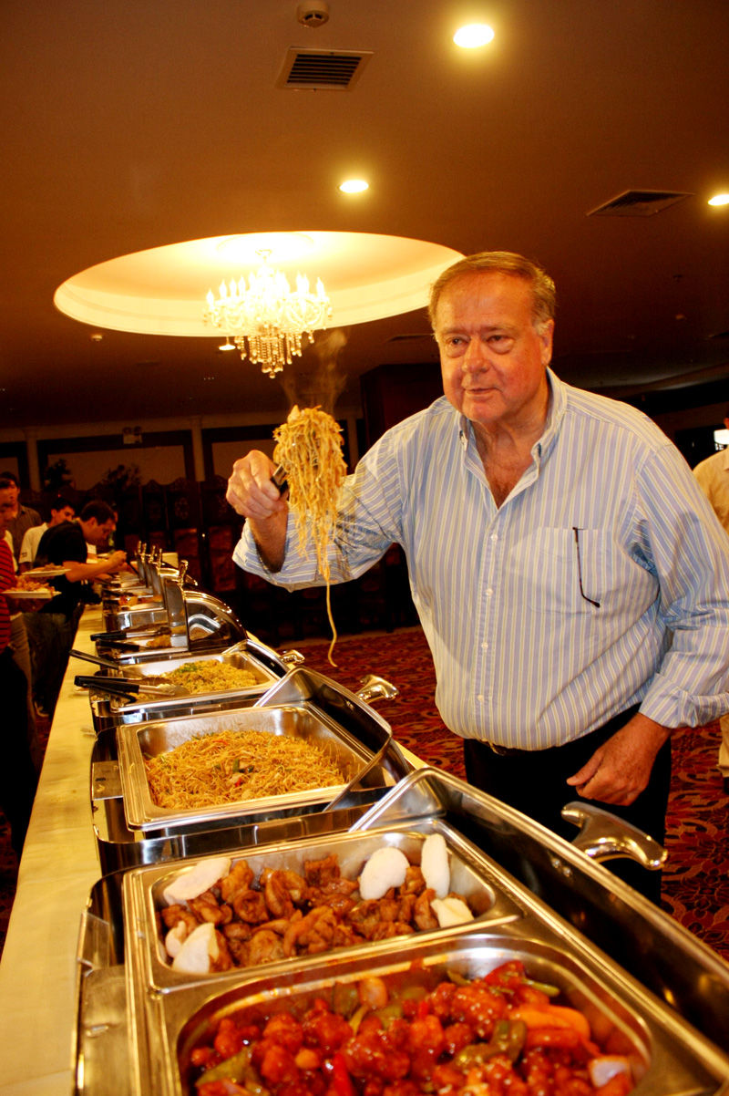 Alfredo Gonzáles tendrá programa gastronómico en el nuevo canal ATV+