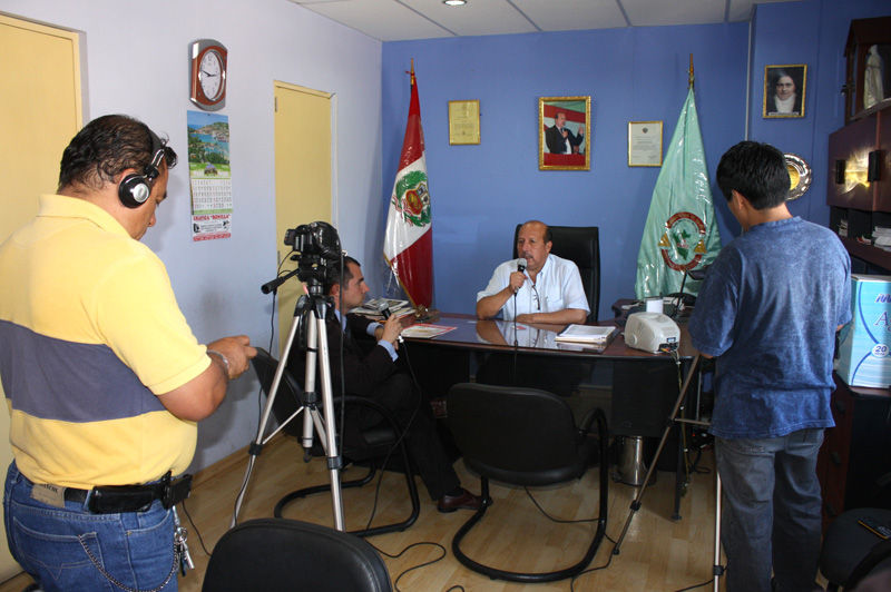 Alcalde de Mi Perú Reynaldo Encalada en entrevista para Generaccion.com