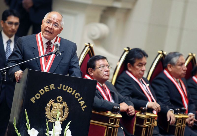El presidente del Poder Judicial César San Martín durante ceremonia de inauguración del año judicial 2012, en el Palacio de Justicia