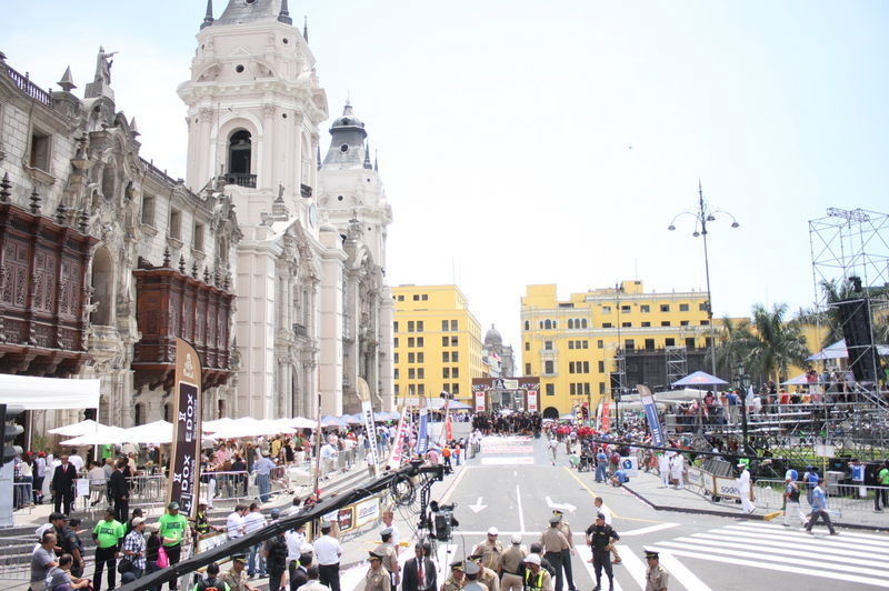 Una verdadera fiesta se vivió en la ciudad de Lima por la final del Rally Dakar 2012