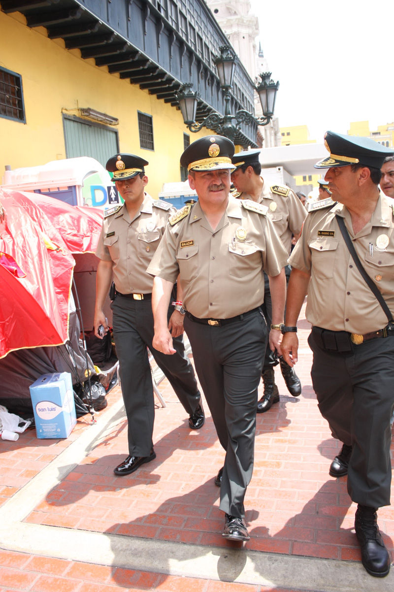 Director PNP Raúl Salazar promete erradicar la corrupción en la Policía Nacional del Perú