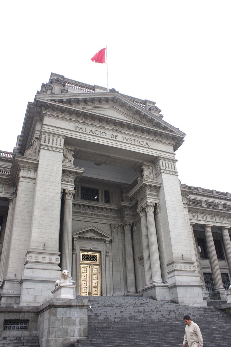 Edificio símbolo del Poder Judicial del Perú fue construido en 1929 y culminado en 1938, está ubicado en el centro histórico de la capital.