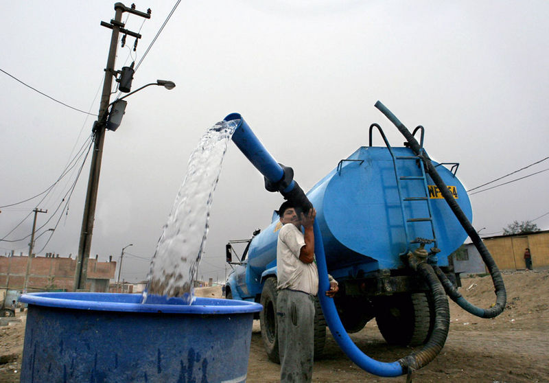 Programa 'Agua Para Todos' busca extender el servicio de agua potable y alcantarillado al 95 por ciento de hogares de Lima.