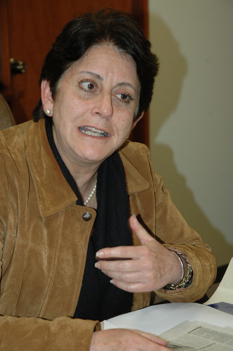 Congresista Lourdes Alcorta, del partido Alianza por el Gran Cambio, se mostró a favor de un posible indulto al expresidente Alberto Fujimori.