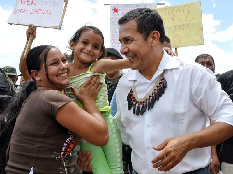 Decenas de pobladores acompañaron al presidente de la República, Ollanta Humala Tasso, en su visita de trabajo a Caballococha, en Loreto.