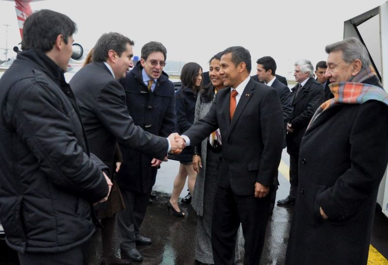 Llegada de Ollanta Humala y Primera Dama Nadine Heredia a Suiza para participar en Foro Económico Mundial de Davos.