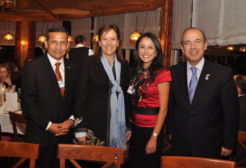Ollanta Humala Tasso sostuvo encuentro con ejecutivos de empresas extranjeras interesadas en el Perú, en Davos, Suiza