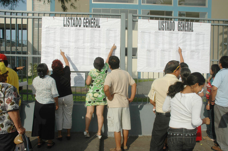Cien mil docentes rinden examen en todo el país. Las regiones con mayor cantidad de postulantes son: Puno, Cusco, La Libertad, Ancash.