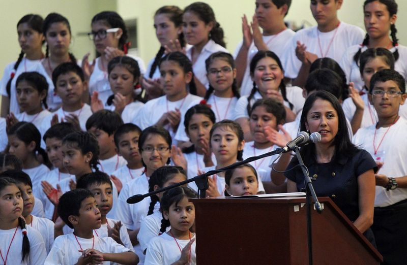 Nadine Heredia, participó en suscripción de convenio entre los ministerios de Cultura y Educación, junto a tenor Juan Diego Flórez