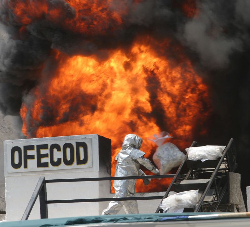 La Policía peruana incineró importante cantidad de toneladas de droga valoradas en el extranjero en 600 millones de dólares.