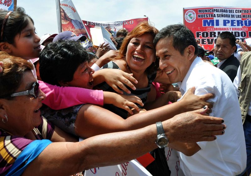 Ollanta Humala inauguró obras de agua potable y alcantarillado en el populoso distrito de Ventanilla.