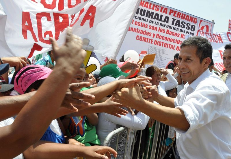 Ollanta Humala inauguró obras de agua potable y alcantarillado en el populoso distrito de Ventanilla.