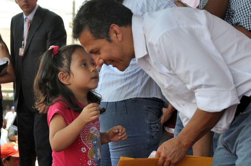 Ollanta Humala inauguró obras de agua potable y alcantarillado en el populoso distrito de Ventanilla.