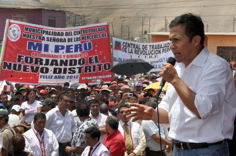 Ollanta Humala inauguró obras de agua potable y alcantarillado en el populoso distrito de Ventanilla.