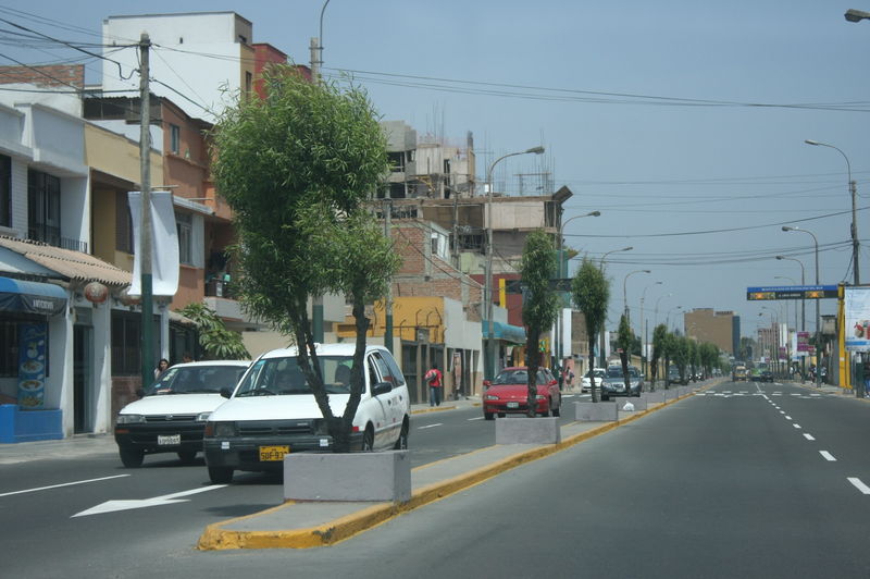 Imágenes de la Avenida del Ejército en el distrito de Magdalena del Mar
